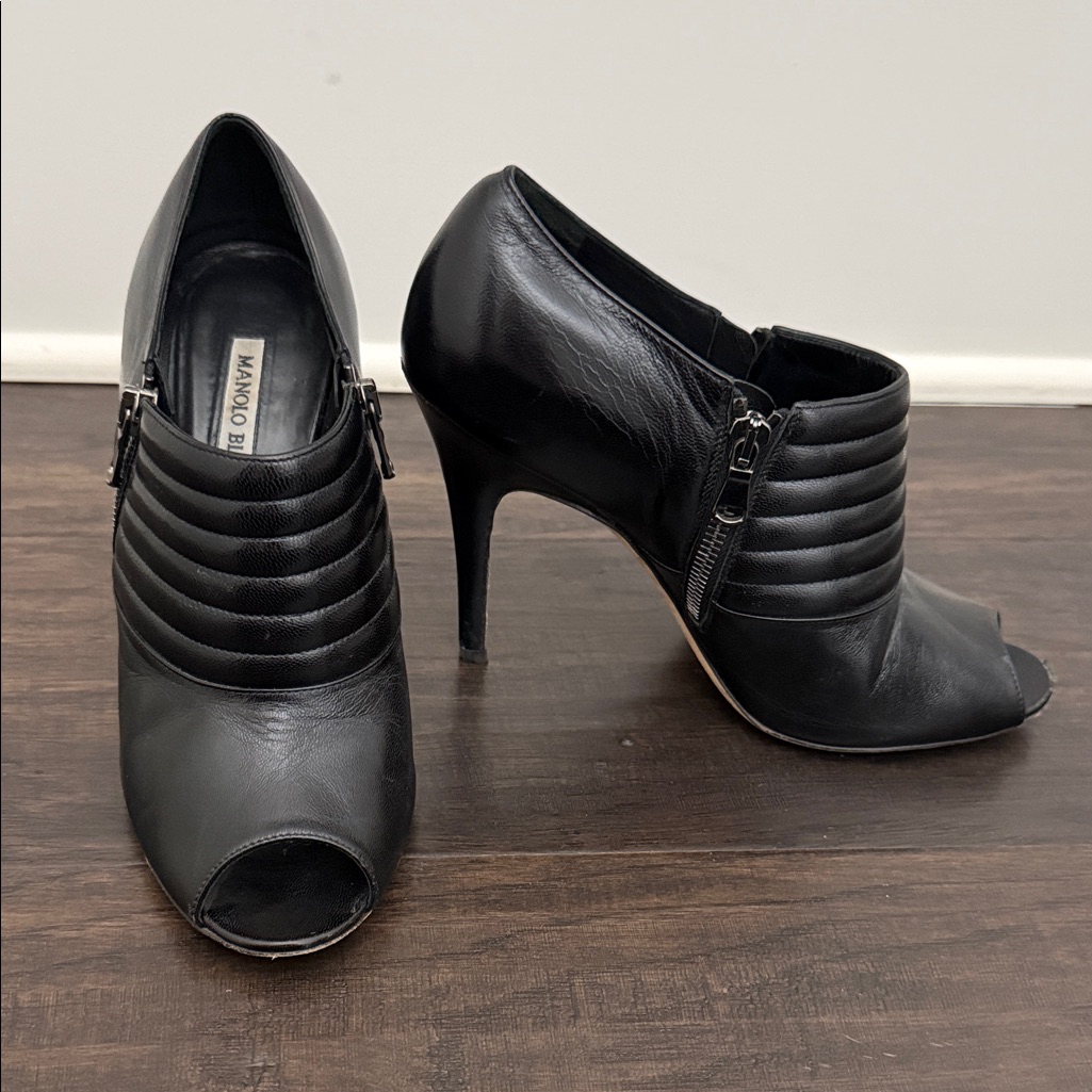 Manolo Blahnik Black Leather Peep Toe Bootie Heels Size 37.5